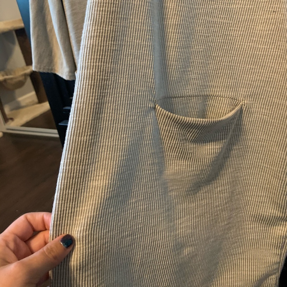 Cardigan - Picture 4 of 5
